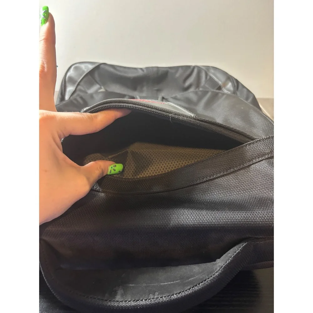 T-Tech by Tumi 5589D Ballistic Nylon‎ Laptop Messenger Bag Black